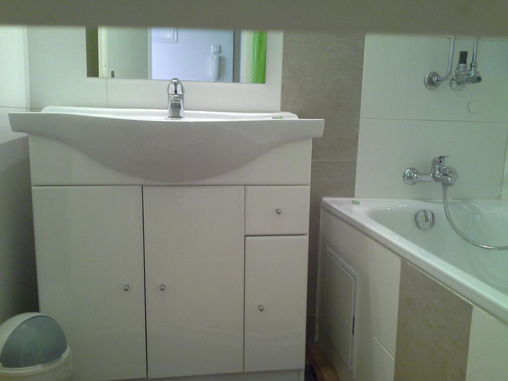 Ferienwohnung Burgblick แคปเฟนแบร์ก ภายนอก รูปภาพ